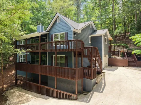 130 Council Oak Loop