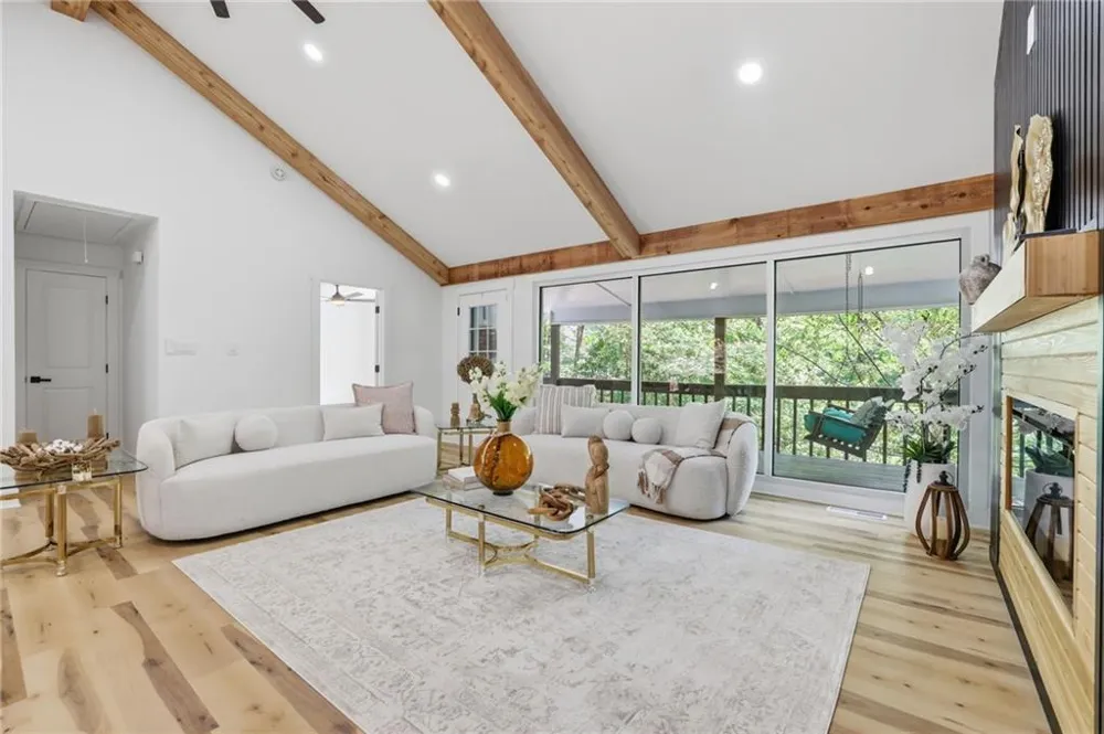 130 Council Oak Loop Waleska, GA 30183