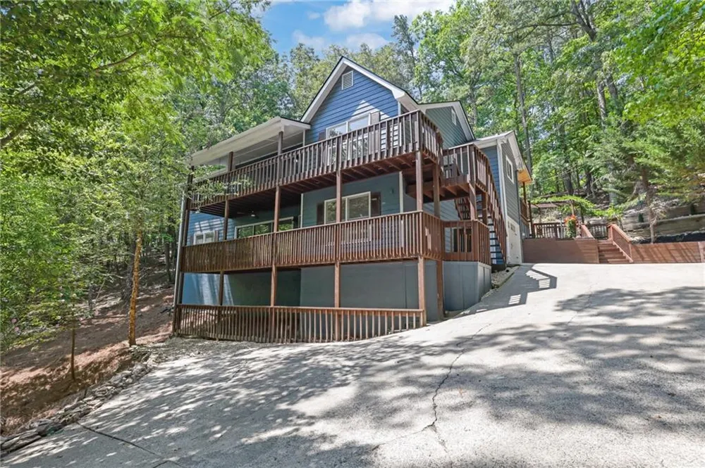 130 Council Oak Loop Waleska, GA 30183