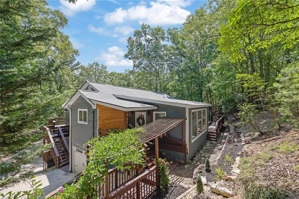 130 Council Oak Loop Waleska, GA 30183
