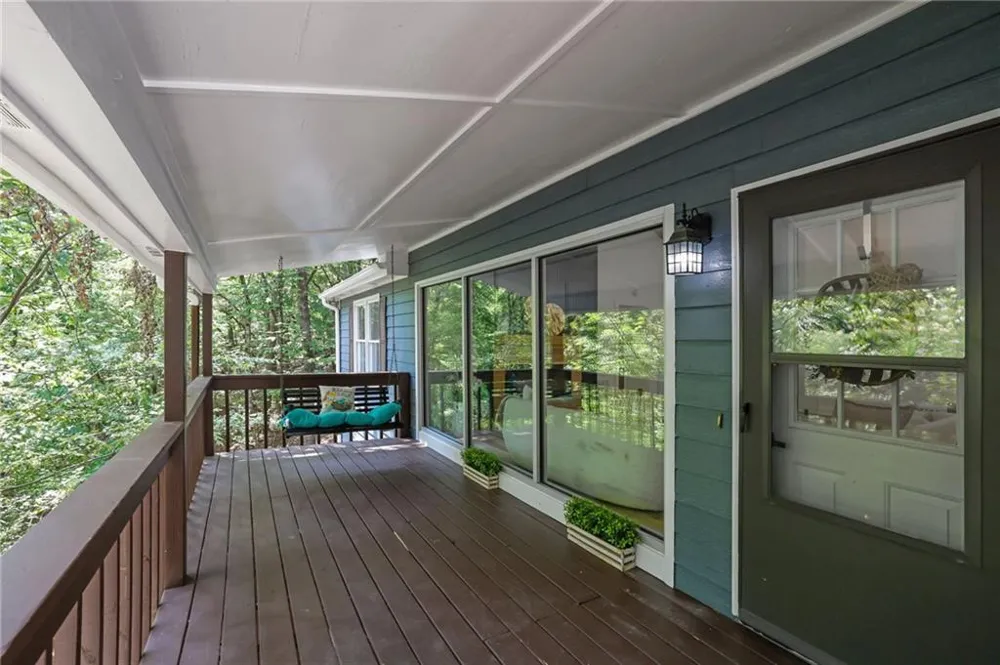 130 Council Oak Loop Waleska, GA 30183