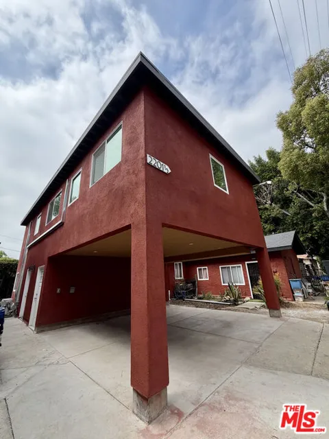 2201 1/2 Juliet Street
