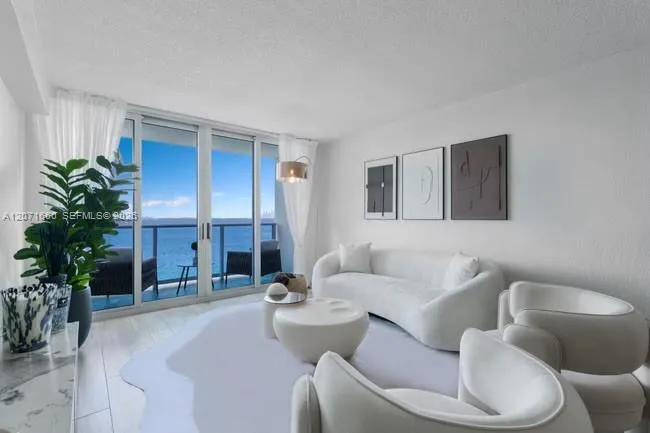 7525 E Treasure Dr #410 North Bay Village, FL 33141