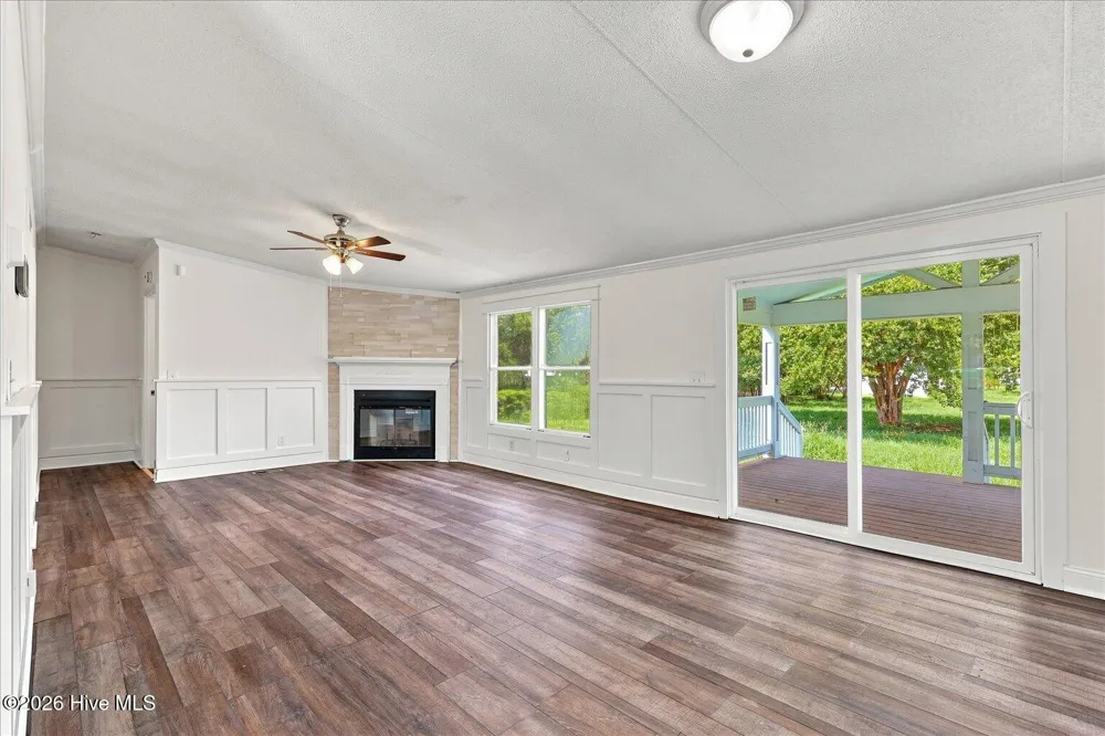 420 Royal Way SE Bolivia, NC 28422