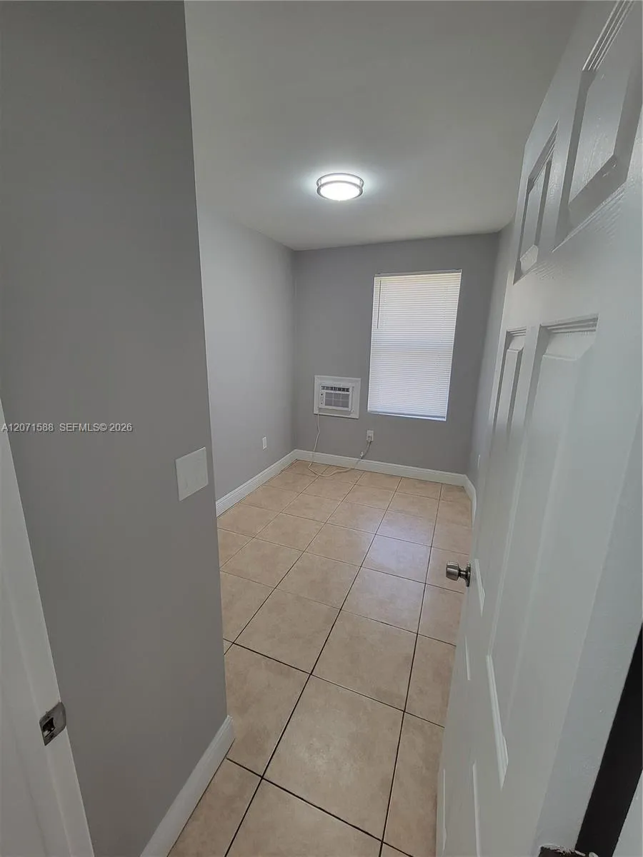 1740 NW 1st Pl #3 Miami, FL 33136