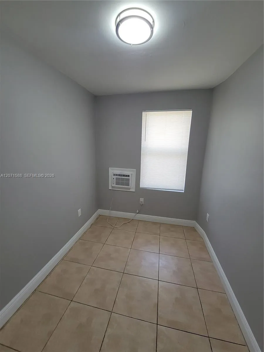 1740 NW 1st Pl #3 Miami, FL 33136
