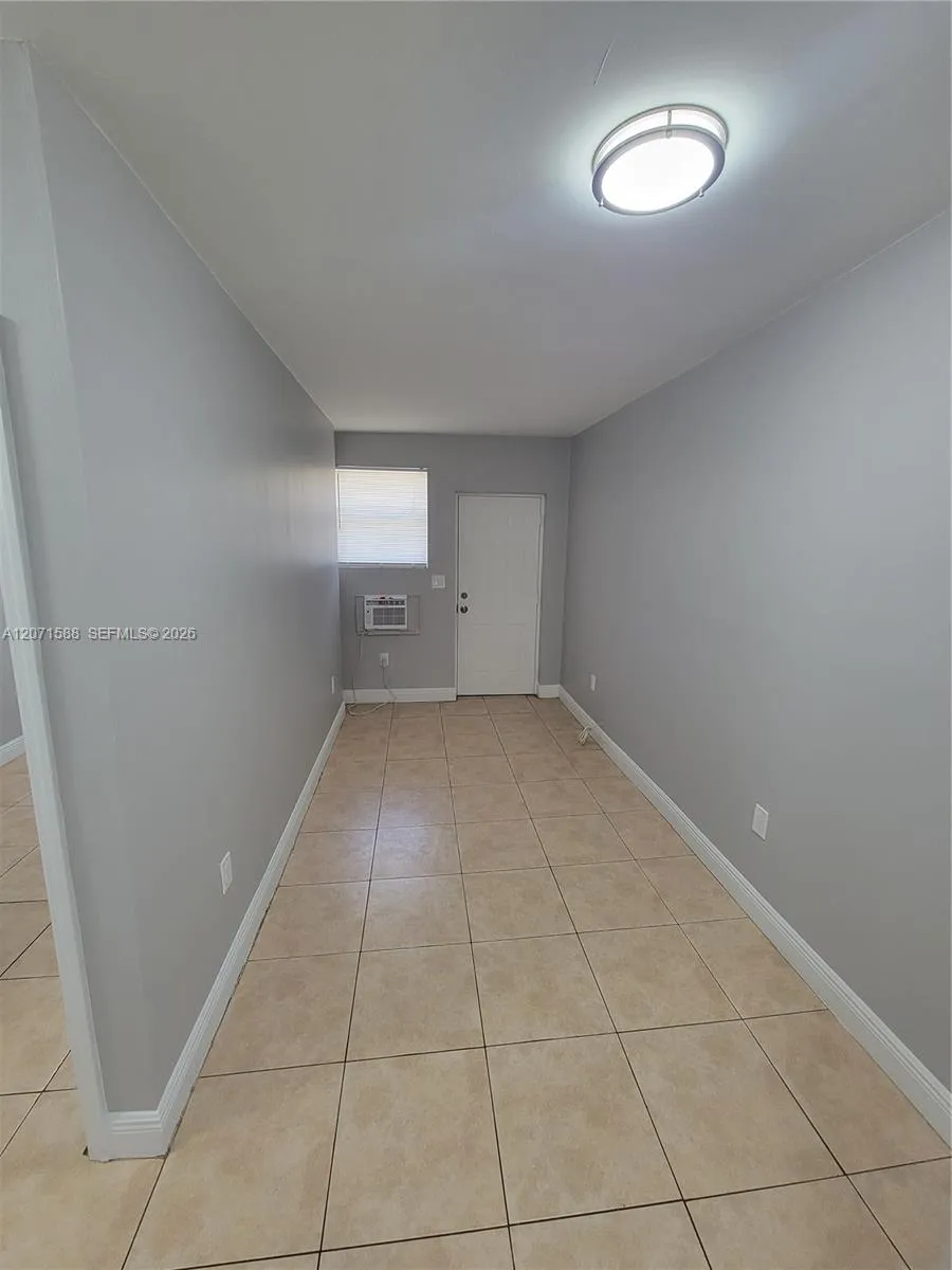 1740 NW 1st Pl #3 Miami, FL 33136