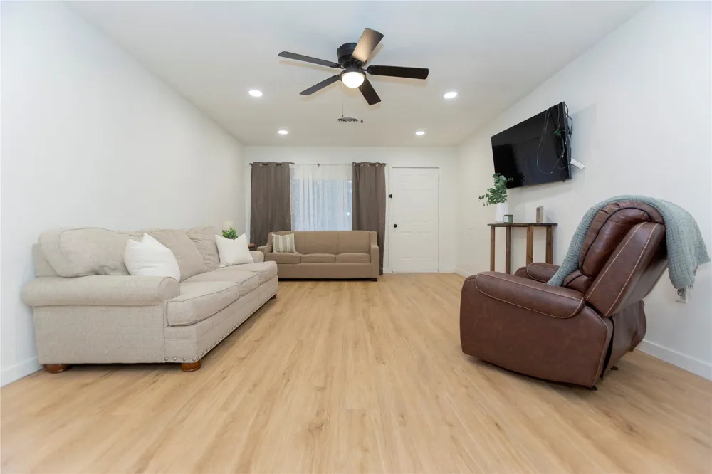 107 E Taylor McAlester, OK 74501