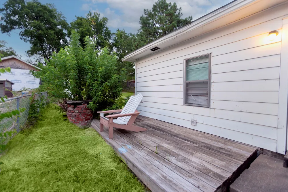107 E Taylor McAlester, OK 74501