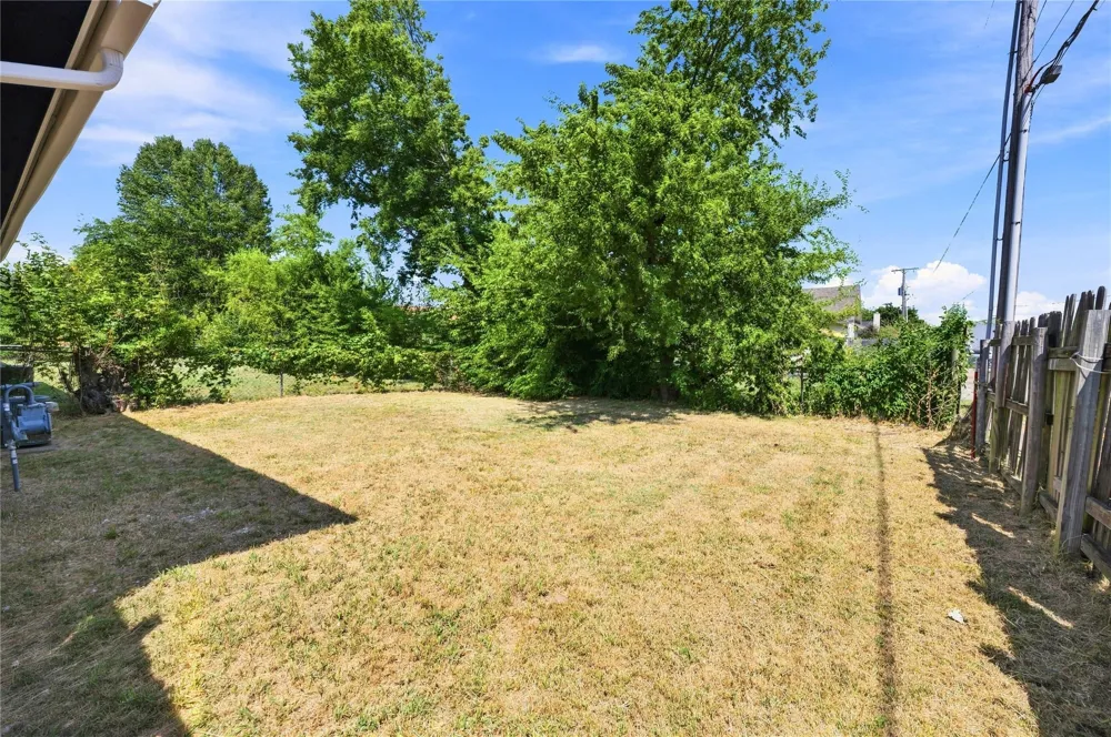 1023 Redbud Avenue Broken Arrow, OK 74012