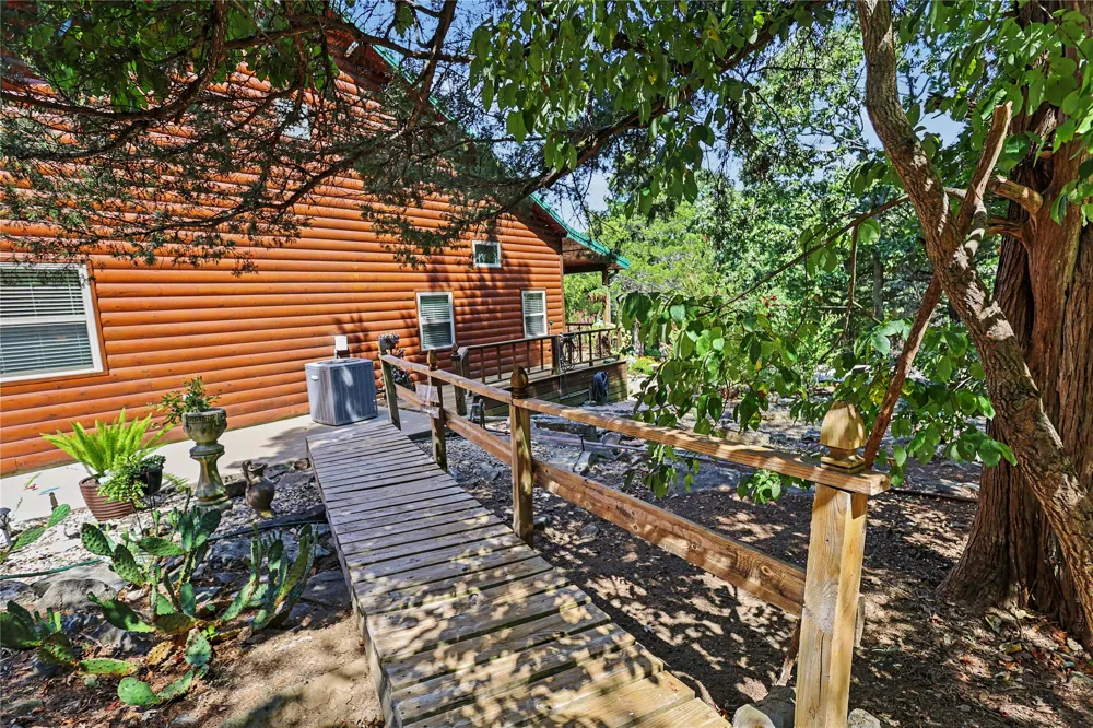 21325 W 898 ROAD Cookson, OK 74427