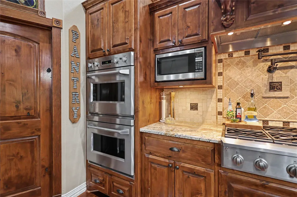 21325 W 898 ROAD Cookson, OK 74427