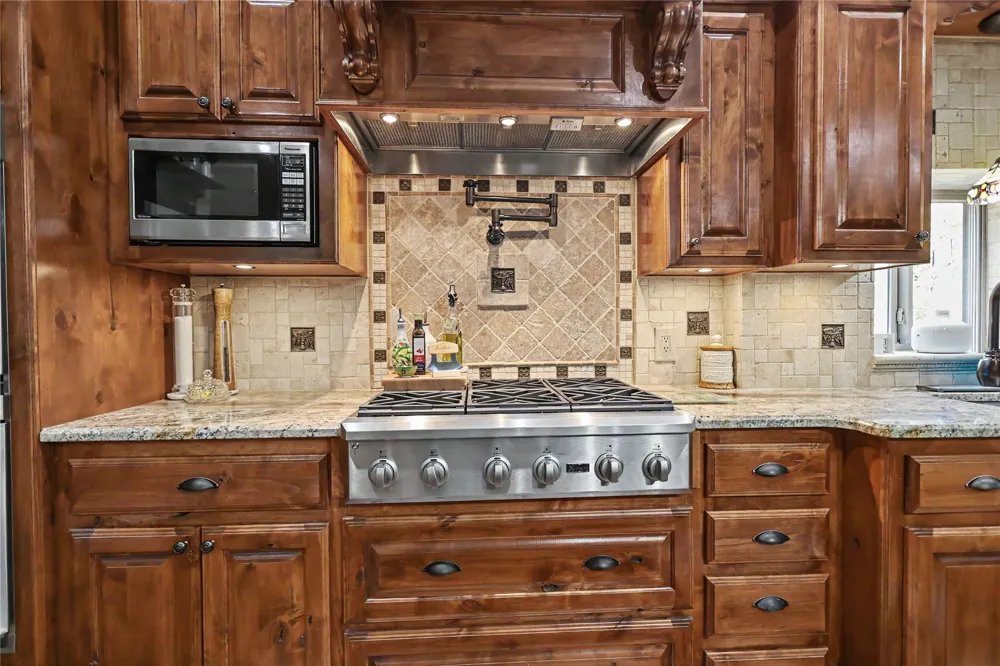 21325 W 898 ROAD Cookson, OK 74427