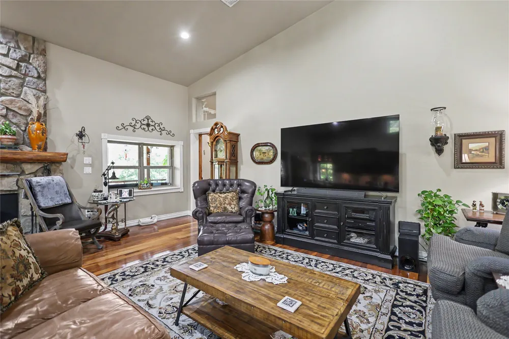 21325 W 898 ROAD Cookson, OK 74427