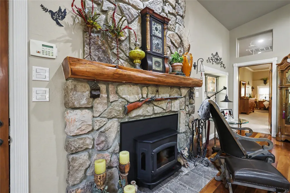 21325 W 898 ROAD Cookson, OK 74427