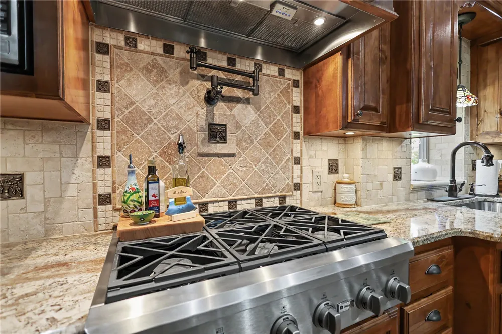 21325 W 898 ROAD Cookson, OK 74427