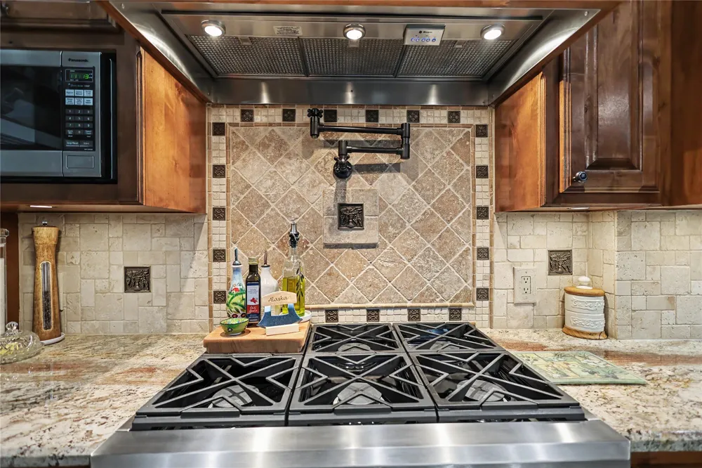 21325 W 898 ROAD Cookson, OK 74427