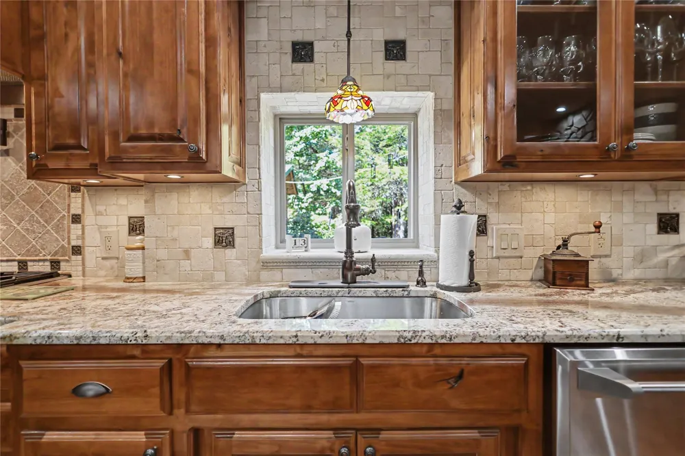 21325 W 898 ROAD Cookson, OK 74427