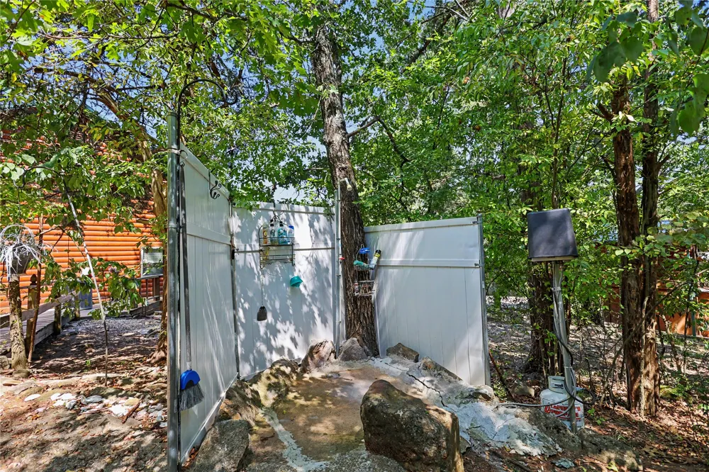 21325 W 898 ROAD Cookson, OK 74427