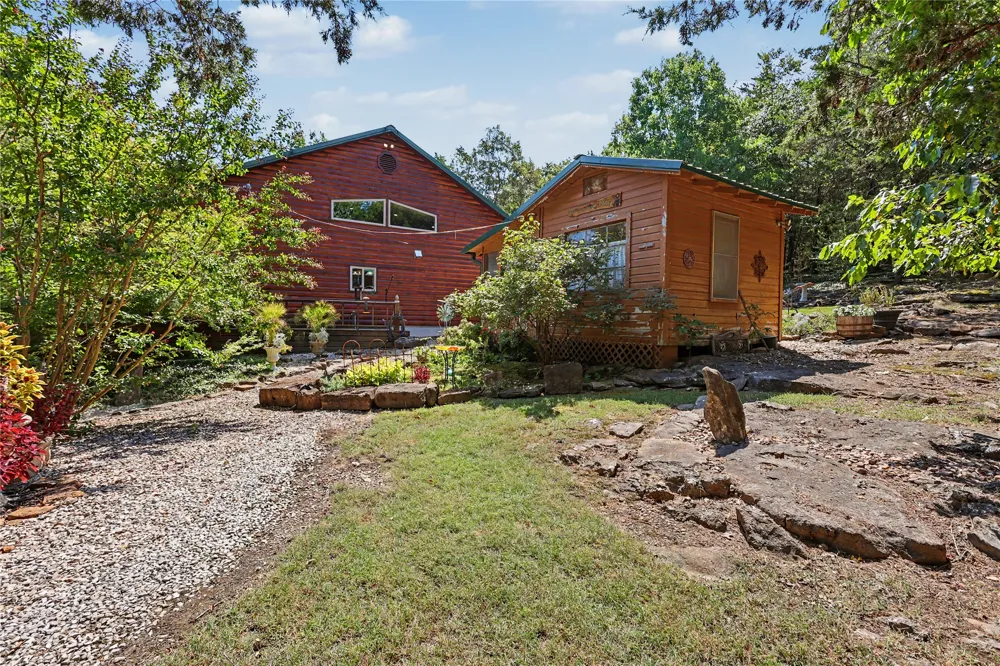 21325 W 898 ROAD Cookson, OK 74427