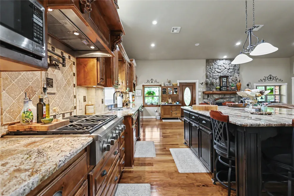21325 W 898 ROAD Cookson, OK 74427
