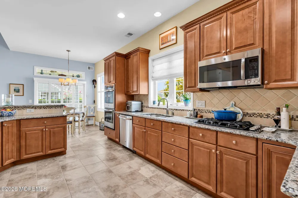 163 Bayville Way Waretown, NJ 08758