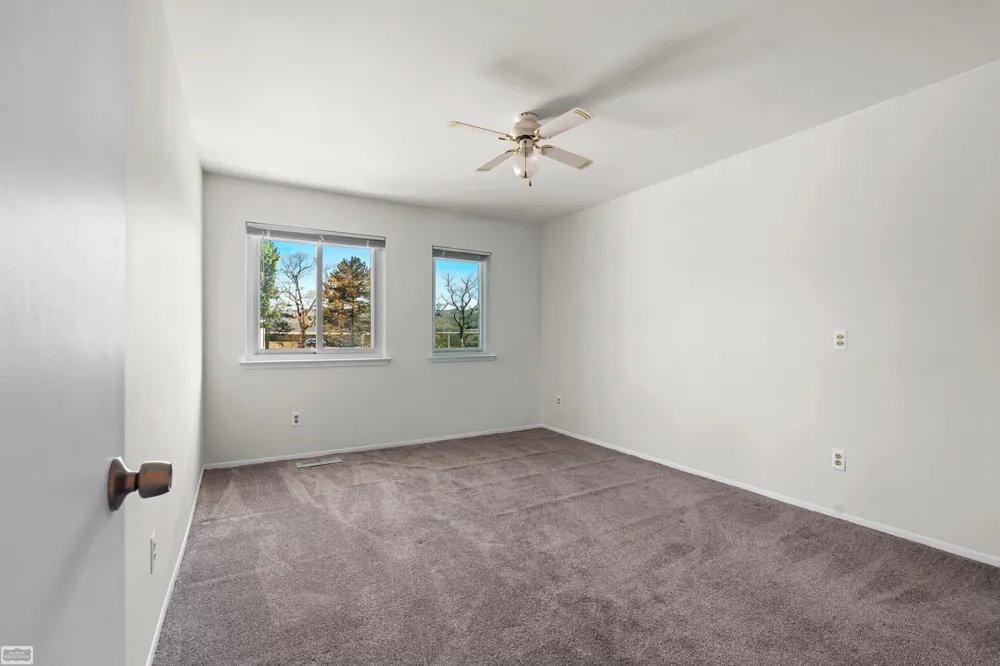 4960 Lake Point Drive Waterford Charter Township, MI 48329