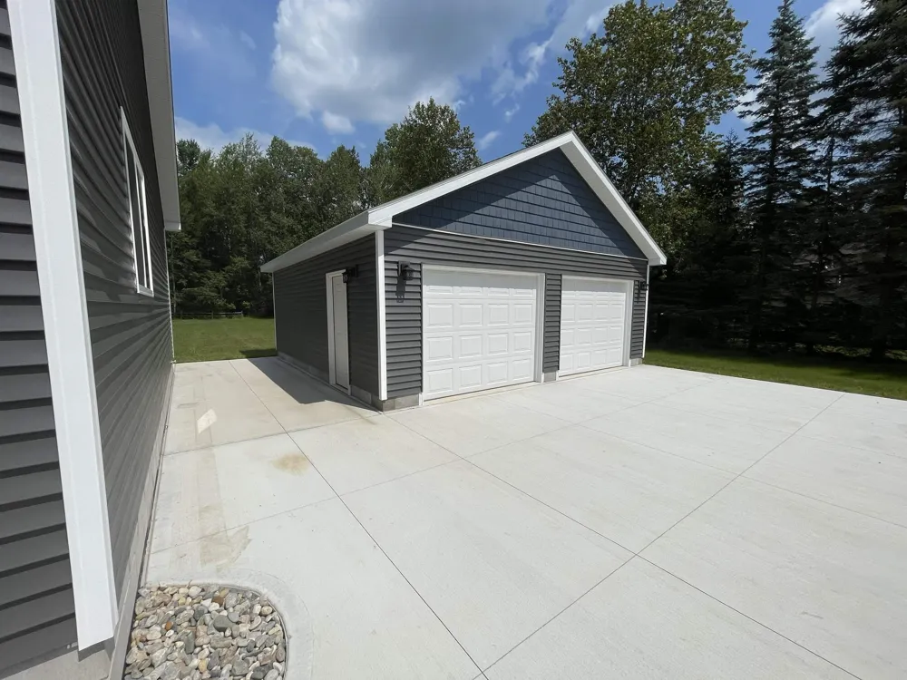 1691 E Brookside Drive West Branch Township, MI 48661