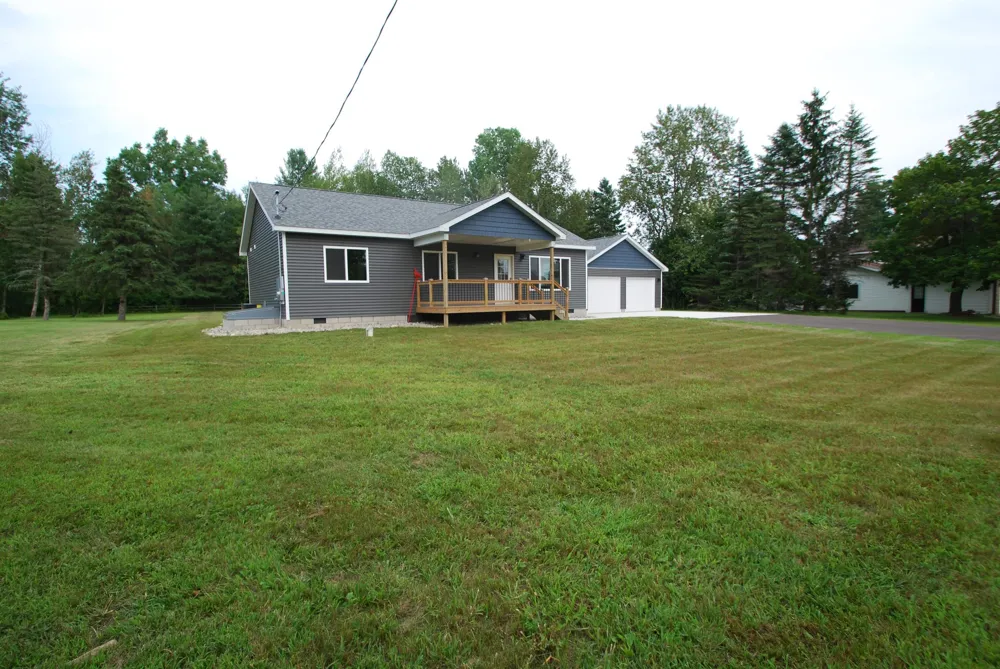 1691 E Brookside Drive West Branch Township, MI 48661
