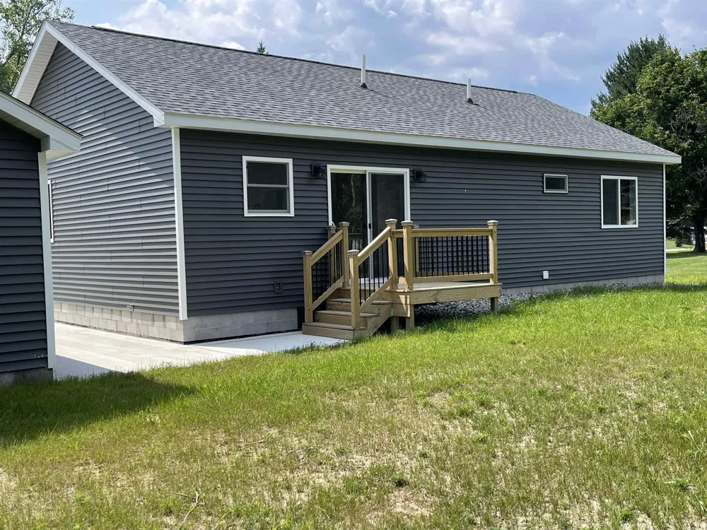 1691 E Brookside Drive West Branch Township, MI 48661