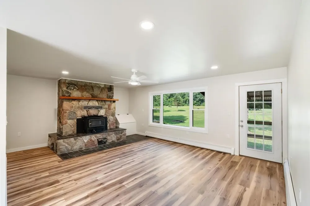 748 7th Street South Arm Township, MI 49727