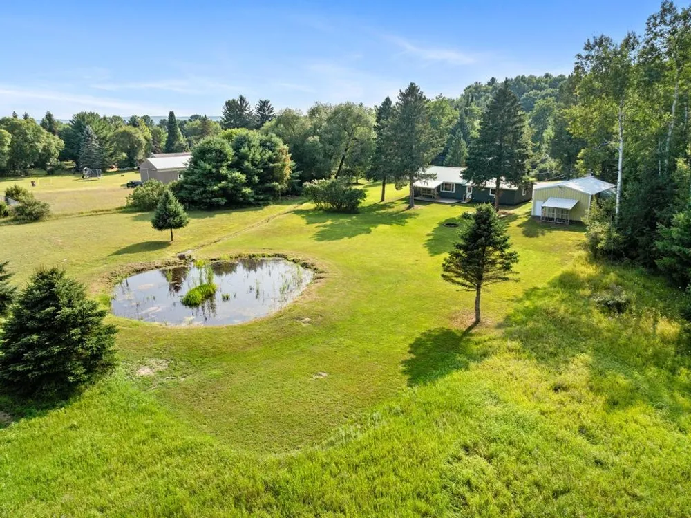748 7th Street South Arm Township, MI 49727