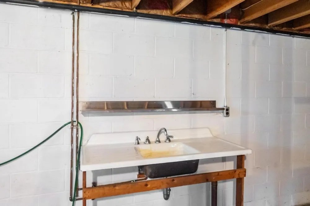 748 7th Street South Arm Township, MI 49727