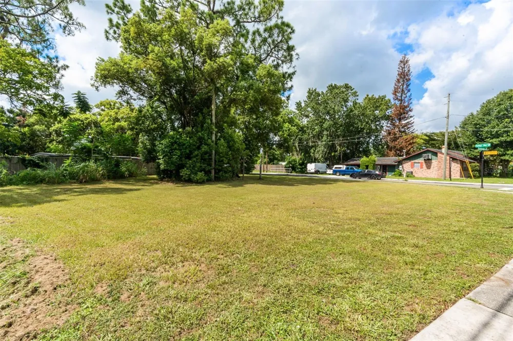 SEMINOLA BOULEVARD Casselberry, FL 32707