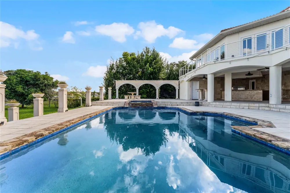 8605 BAY SHORE COVE Orlando, FL 32836