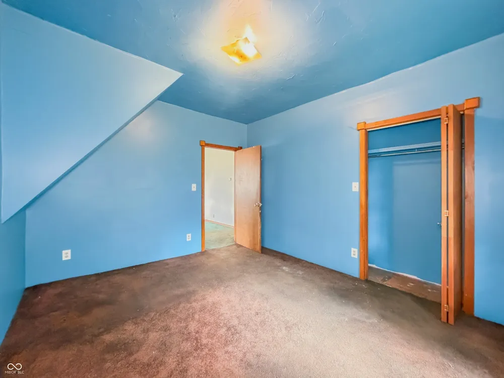 2202 Columbus Avenue Anderson, IN 46016