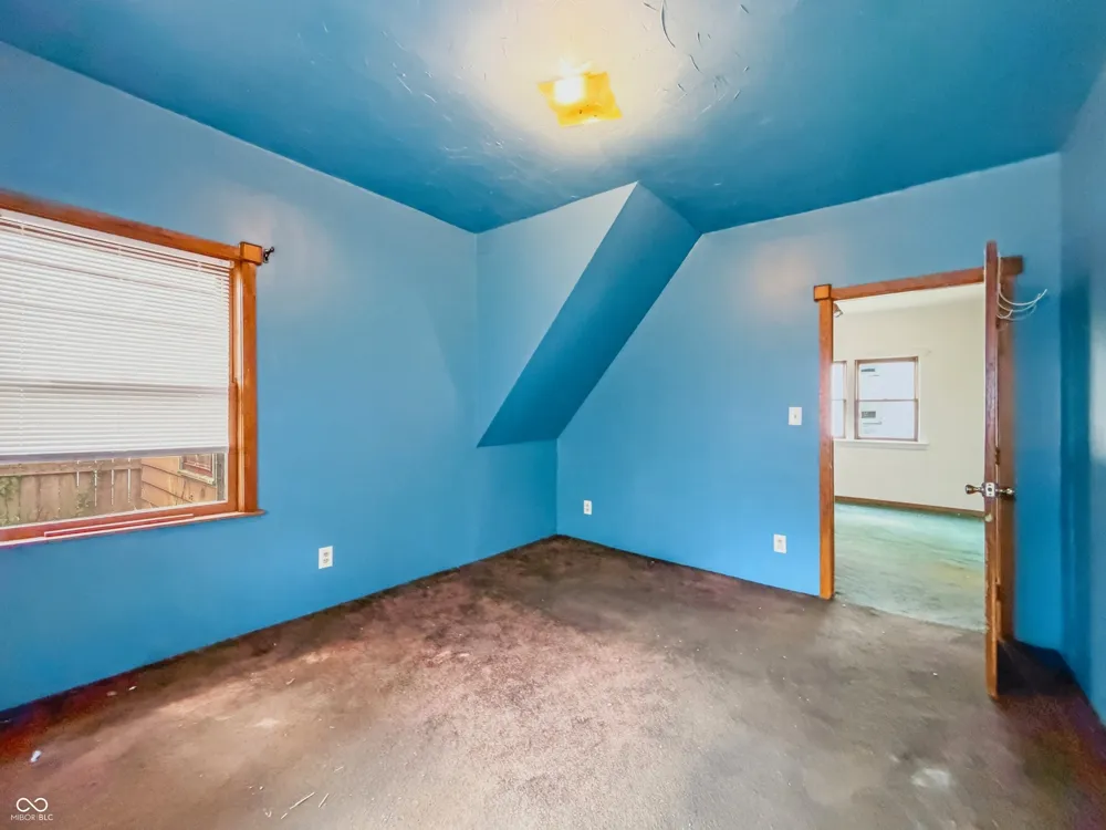 2202 Columbus Avenue Anderson, IN 46016