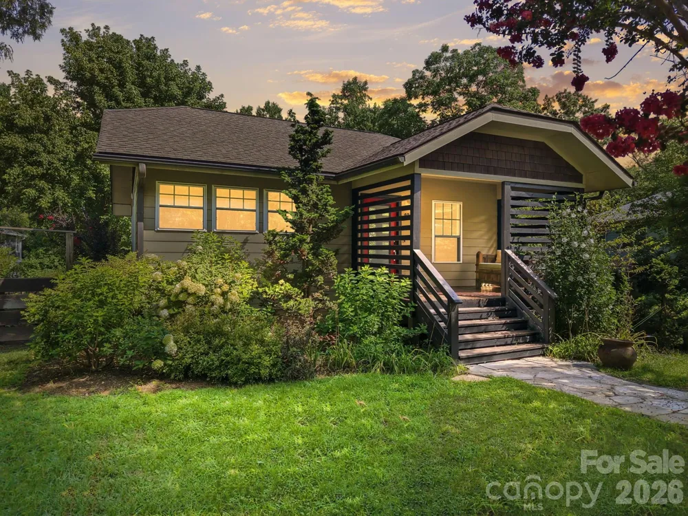 146 Courtland Avenue Asheville, NC 28801