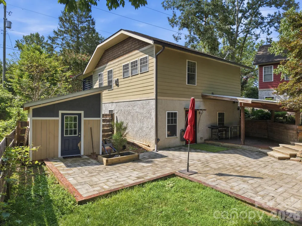 146 Courtland Avenue Asheville, NC 28801