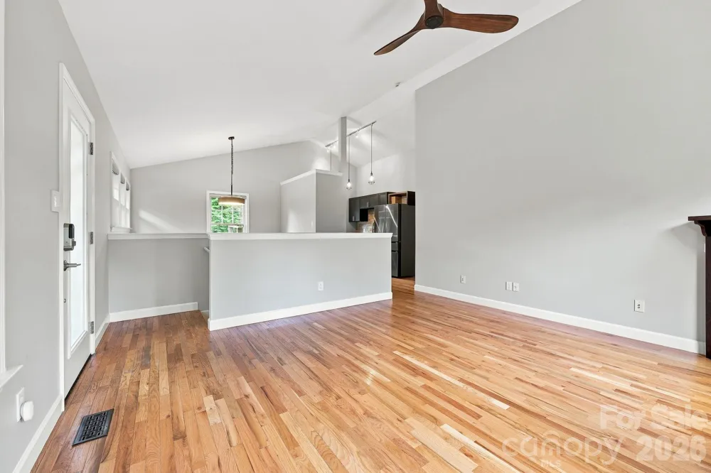 146 Courtland Avenue Asheville, NC 28801