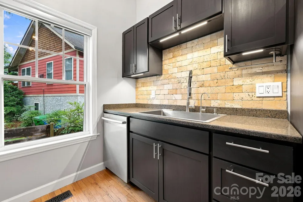 146 Courtland Avenue Asheville, NC 28801