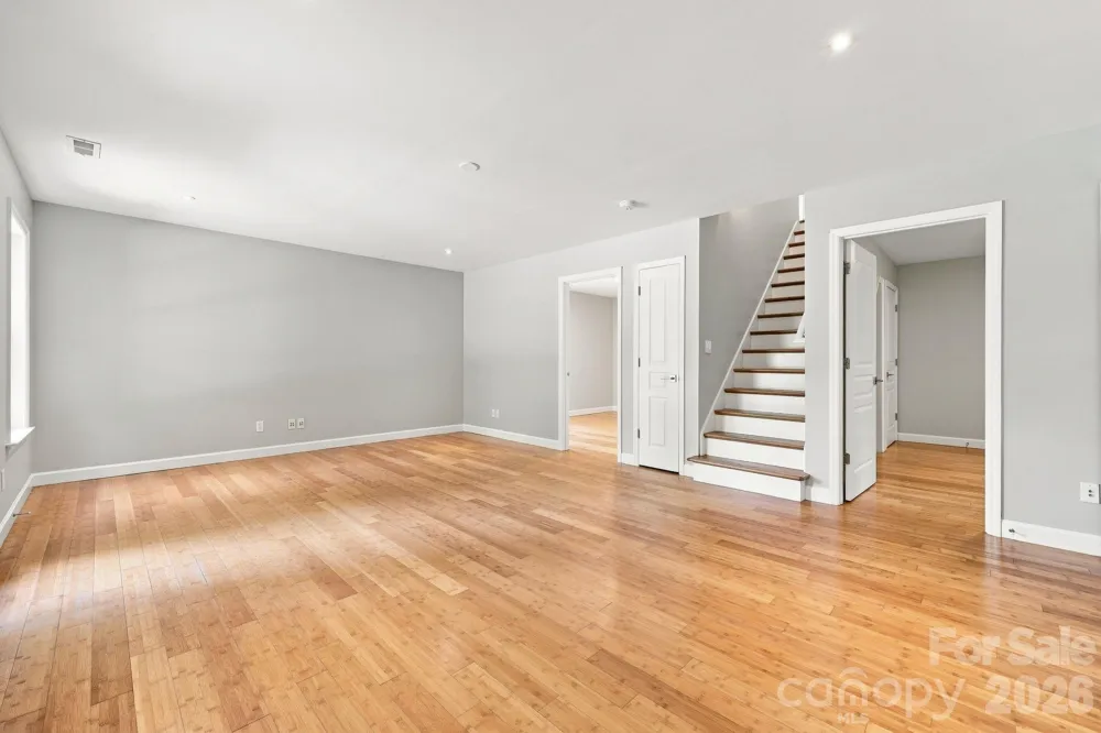 146 Courtland Avenue Asheville, NC 28801