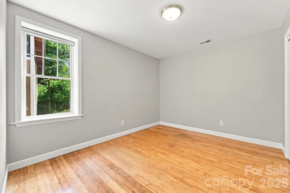 146 Courtland Avenue Asheville, NC 28801