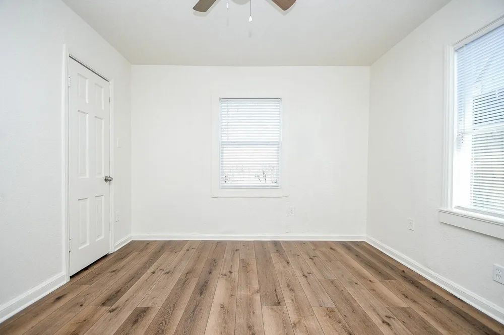 1511 Bernard Street Pasadena, TX 77506