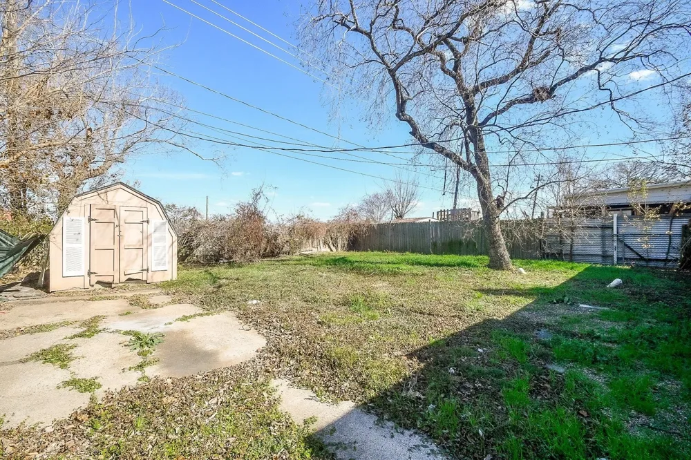 1511 Bernard Street Pasadena, TX 77506
