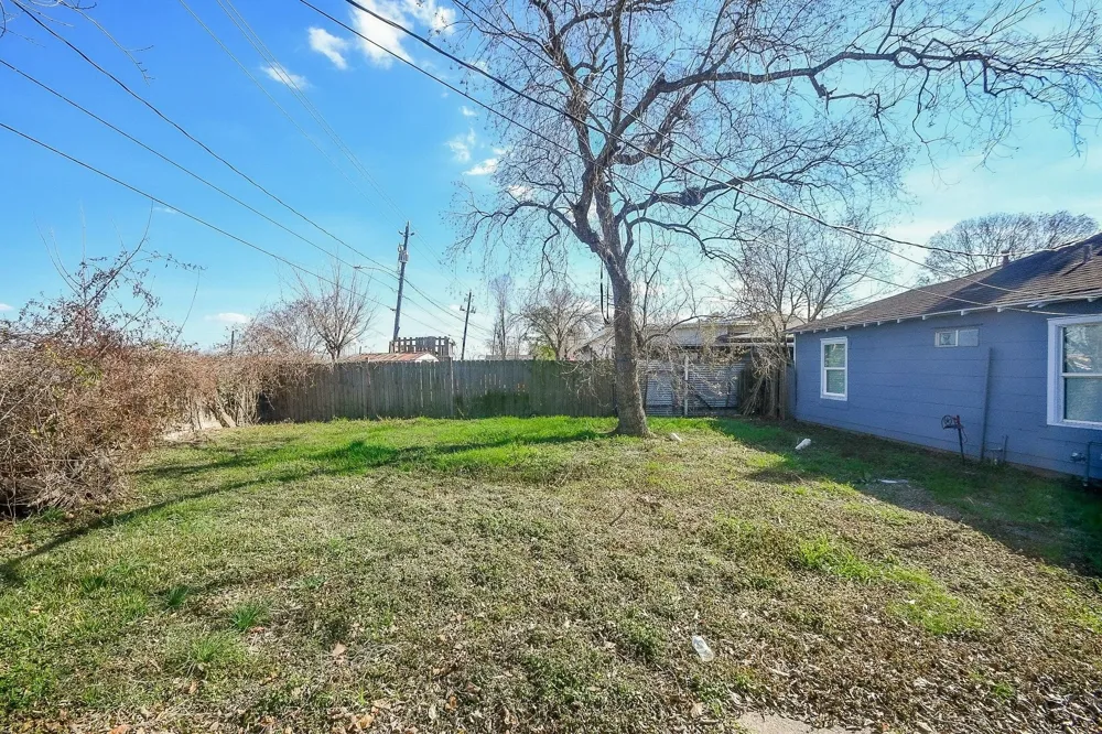 1511 Bernard Street Pasadena, TX 77506