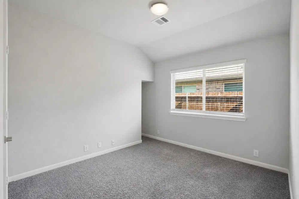 505 Bermuda Avenue Lancaster, TX 75146