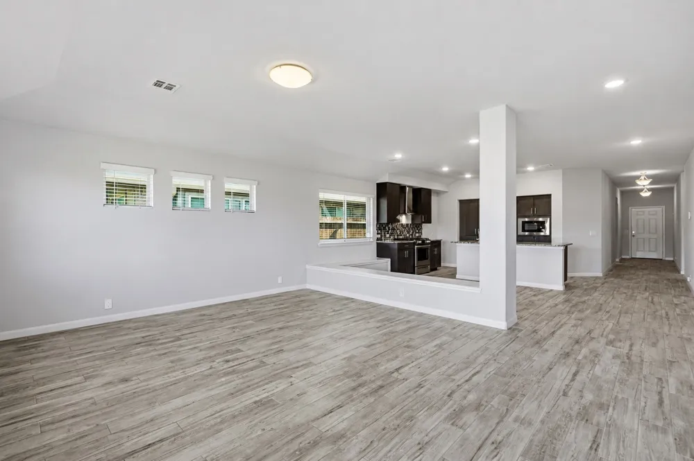 505 Bermuda Avenue Lancaster, TX 75146