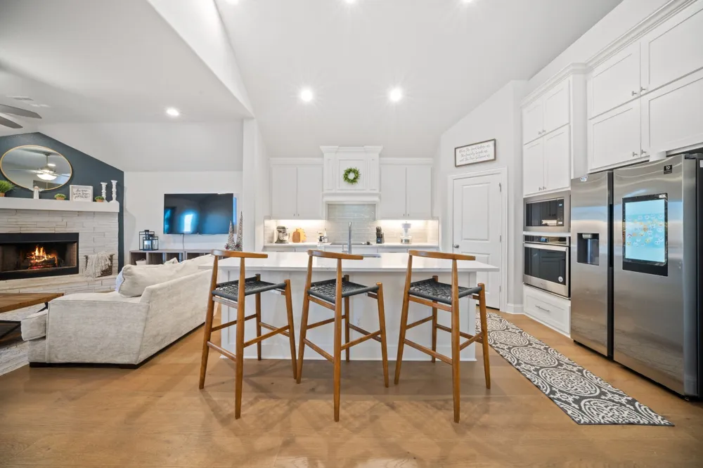 225 Lariat Trail Waxahachie, TX 75165