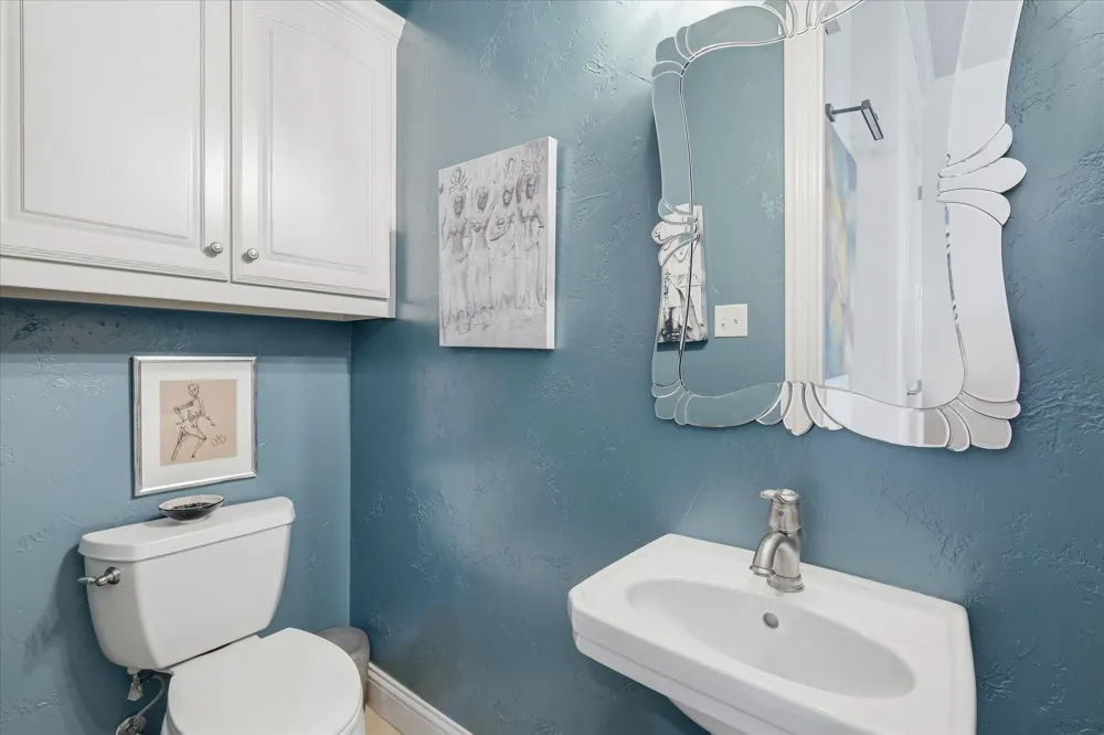 605 Montgomery Street Fort Worth, TX 76107